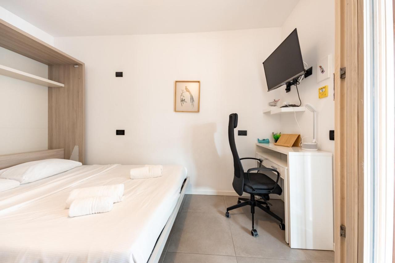 Renovated Apt With Garden & Veranda! Milan Bagian luar foto