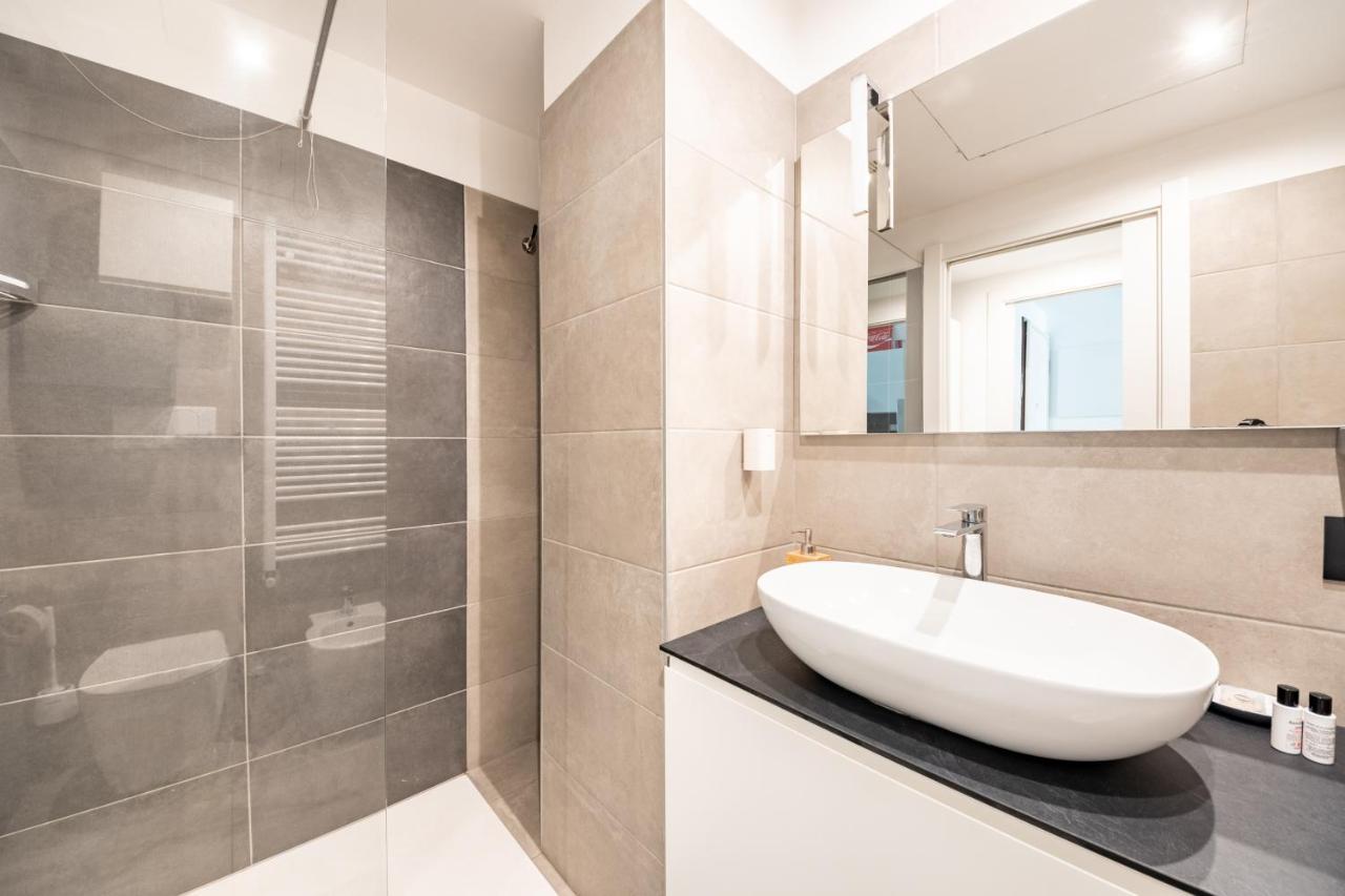 Renovated Apt With Garden & Veranda! Milan Bagian luar foto